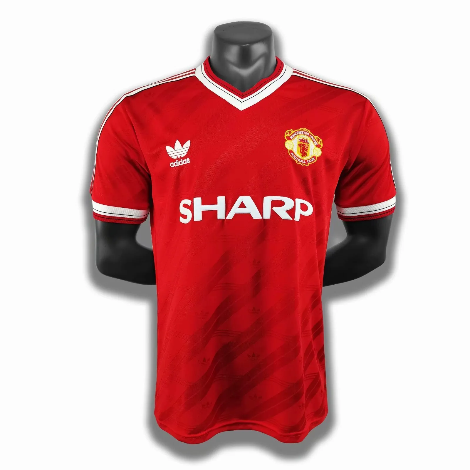 86-88 Manchester United home 9