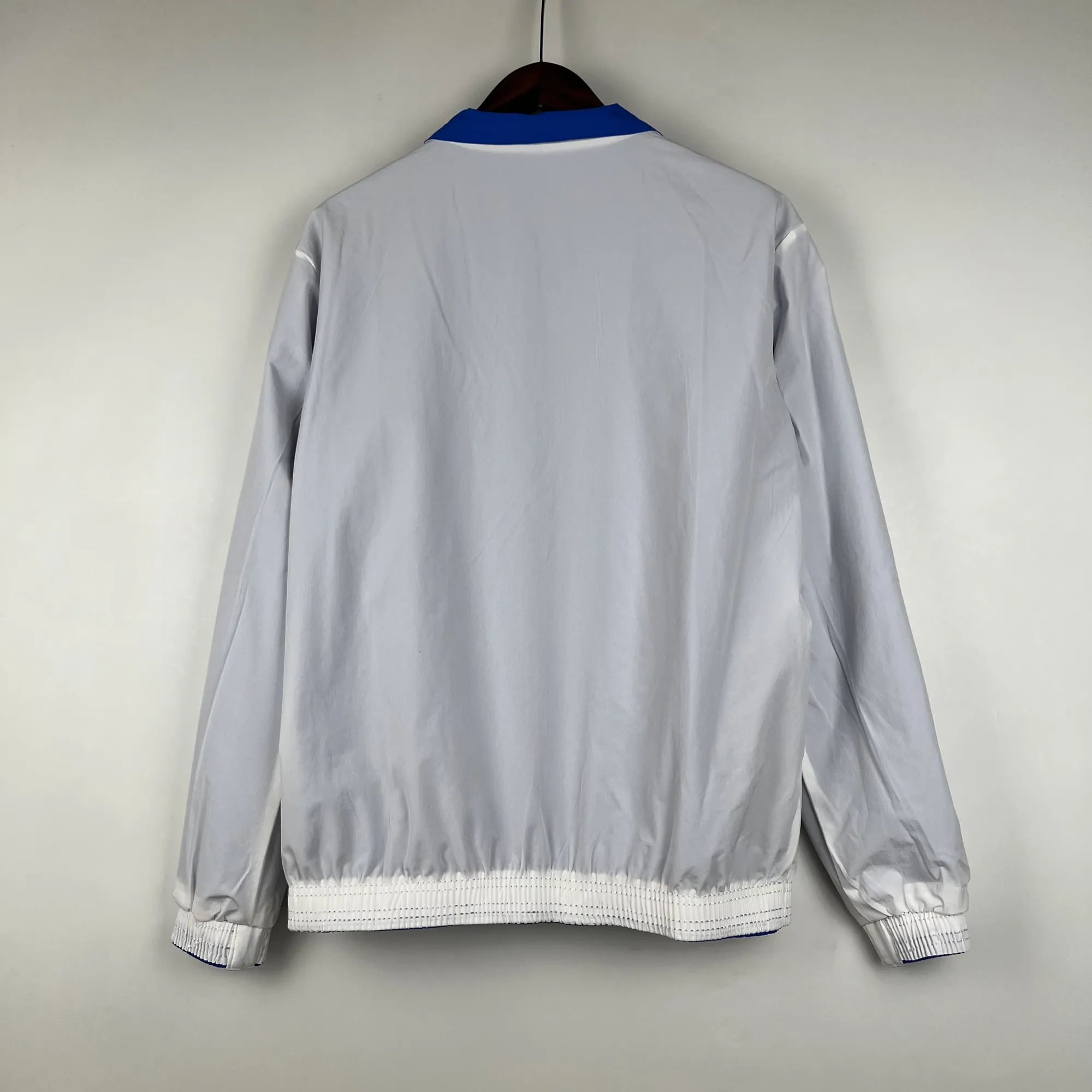 23-24 Colo Colo Both Windbreaker Jackets Yupoo 1