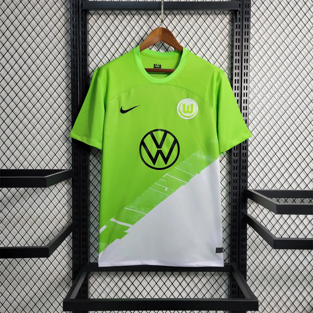 23-24 Wolfsburg home 8