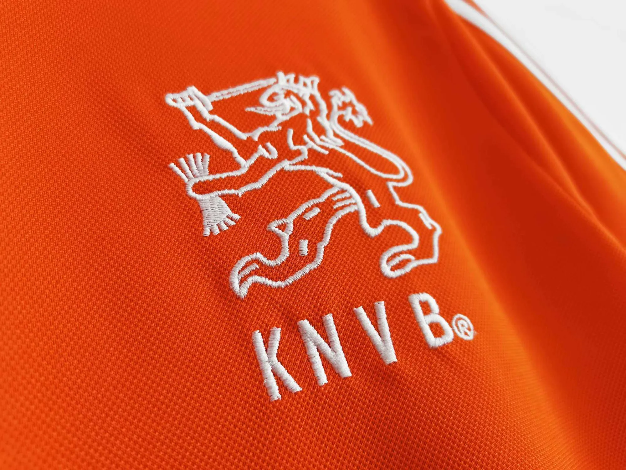 90-92 Netherlands home 4