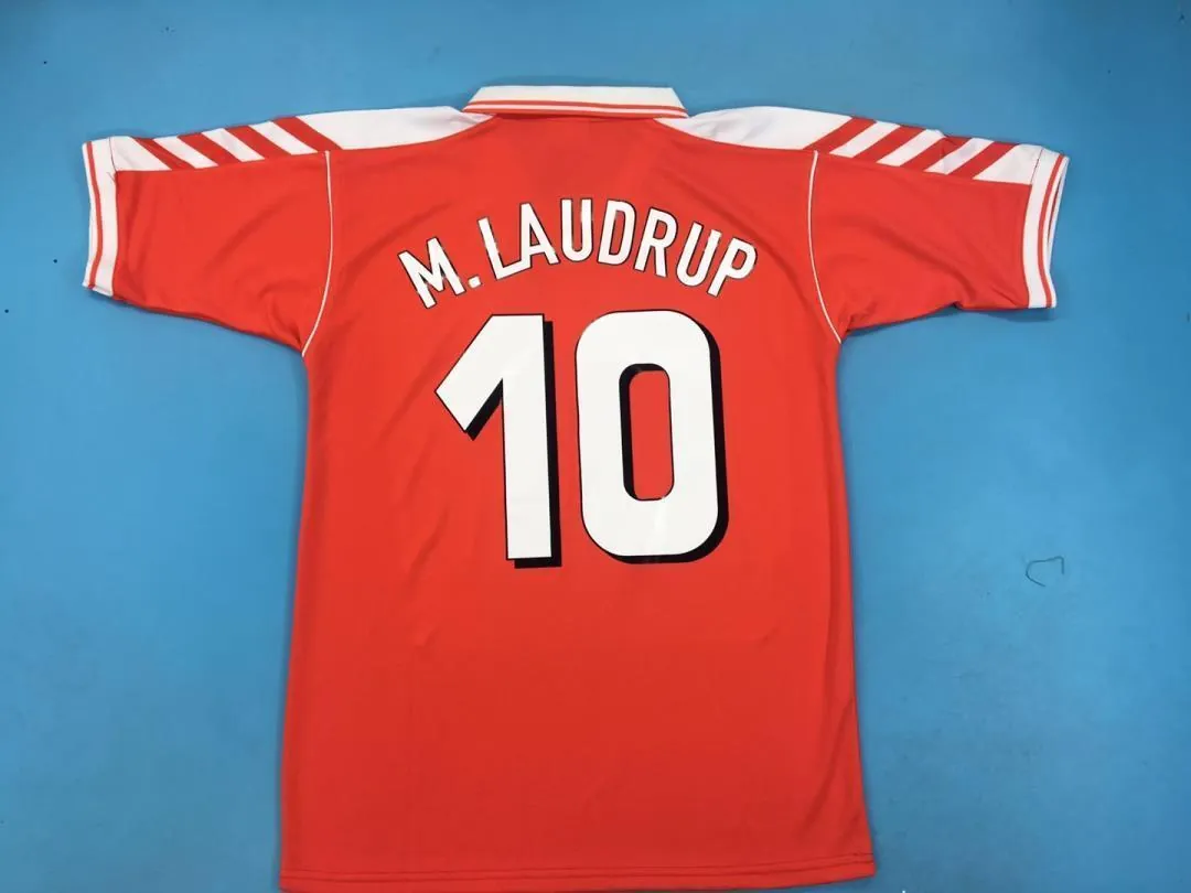 1998 Denmark home red 14