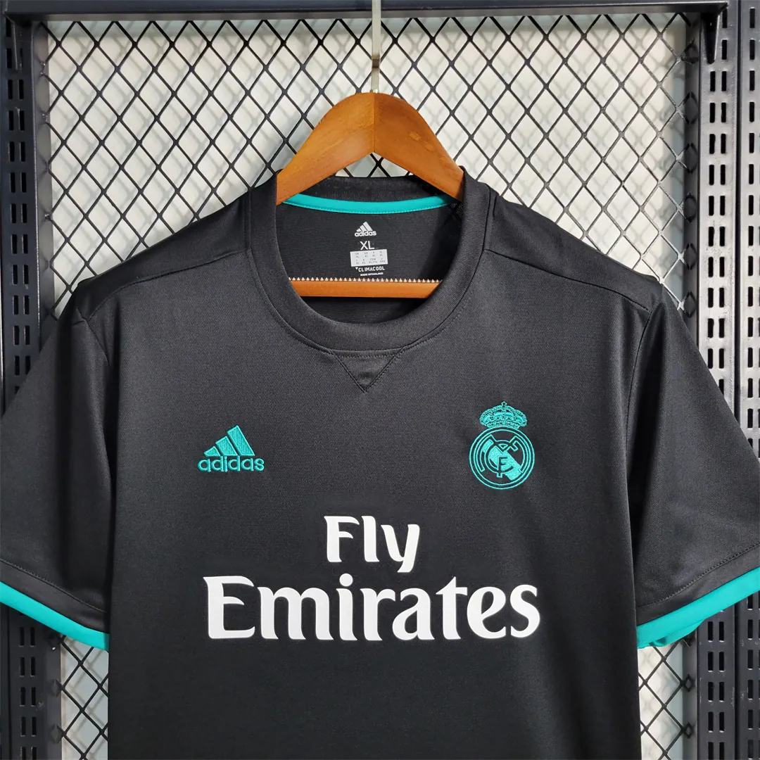 17-18 Real Madrid away 10