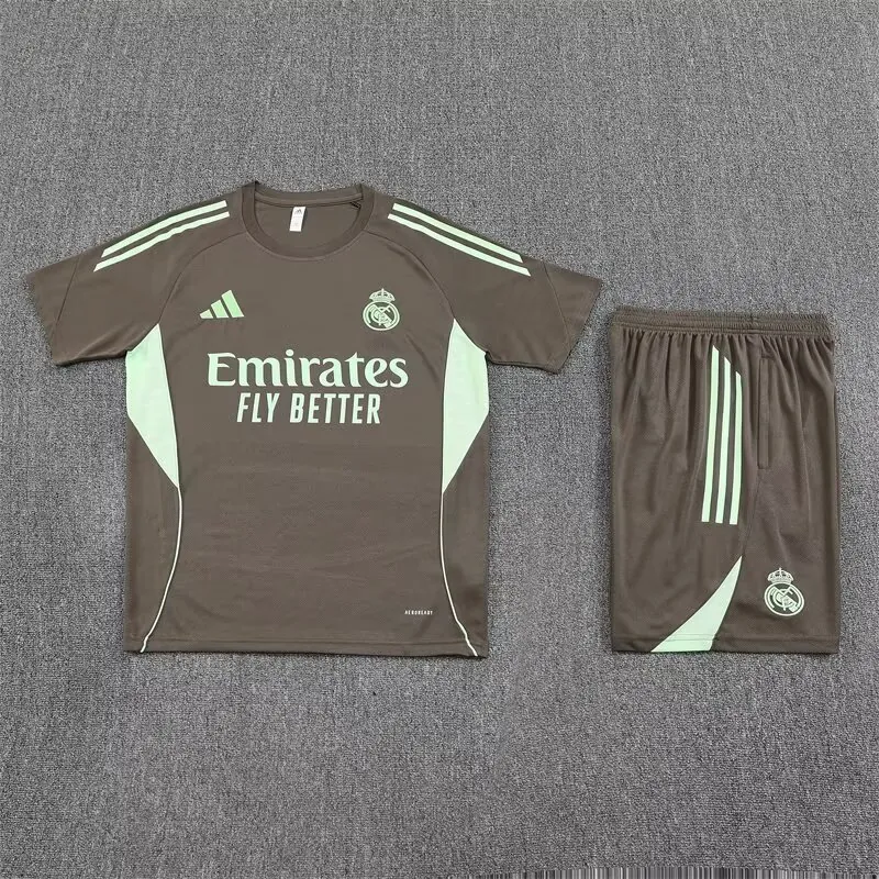 25-26 Real Madrid Training Kits Brown Football Tracksuits 1