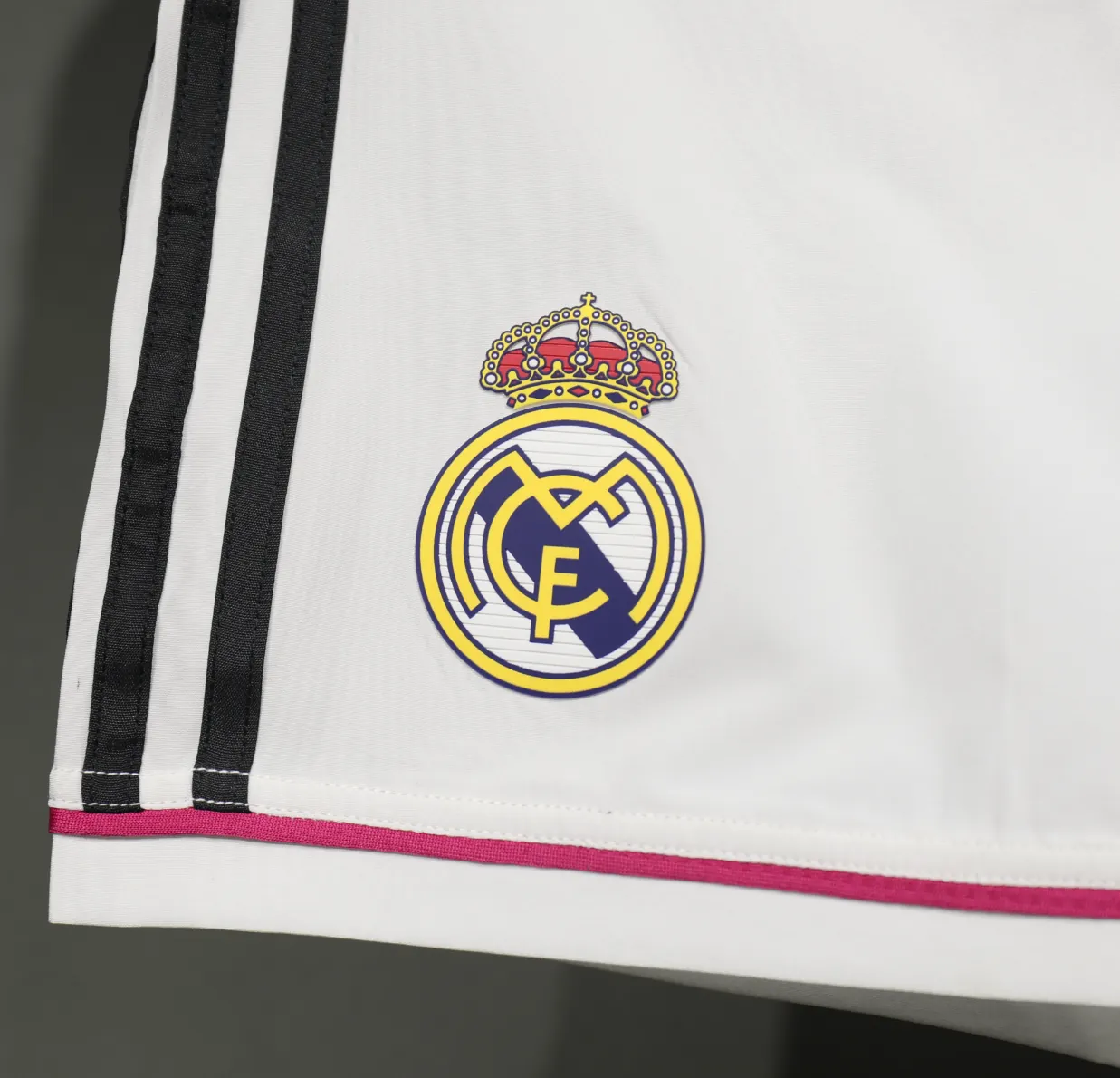 14-15 Real Madrid Home Retro Kit Vintage Player Version Sino Shorts AAAAJersey Dropship Yupoo 3