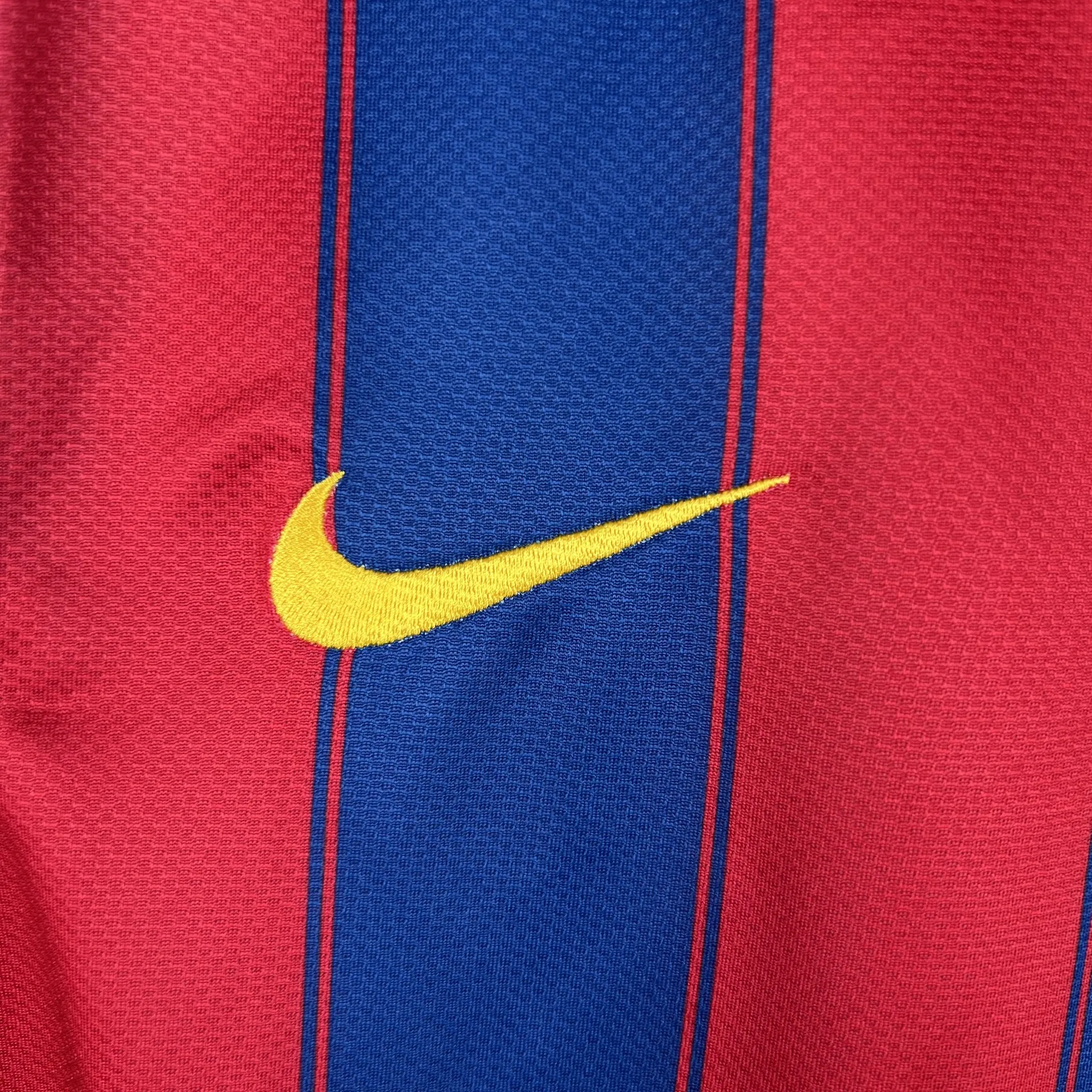 09-10 Retro Barcelona Home S-XXL 6