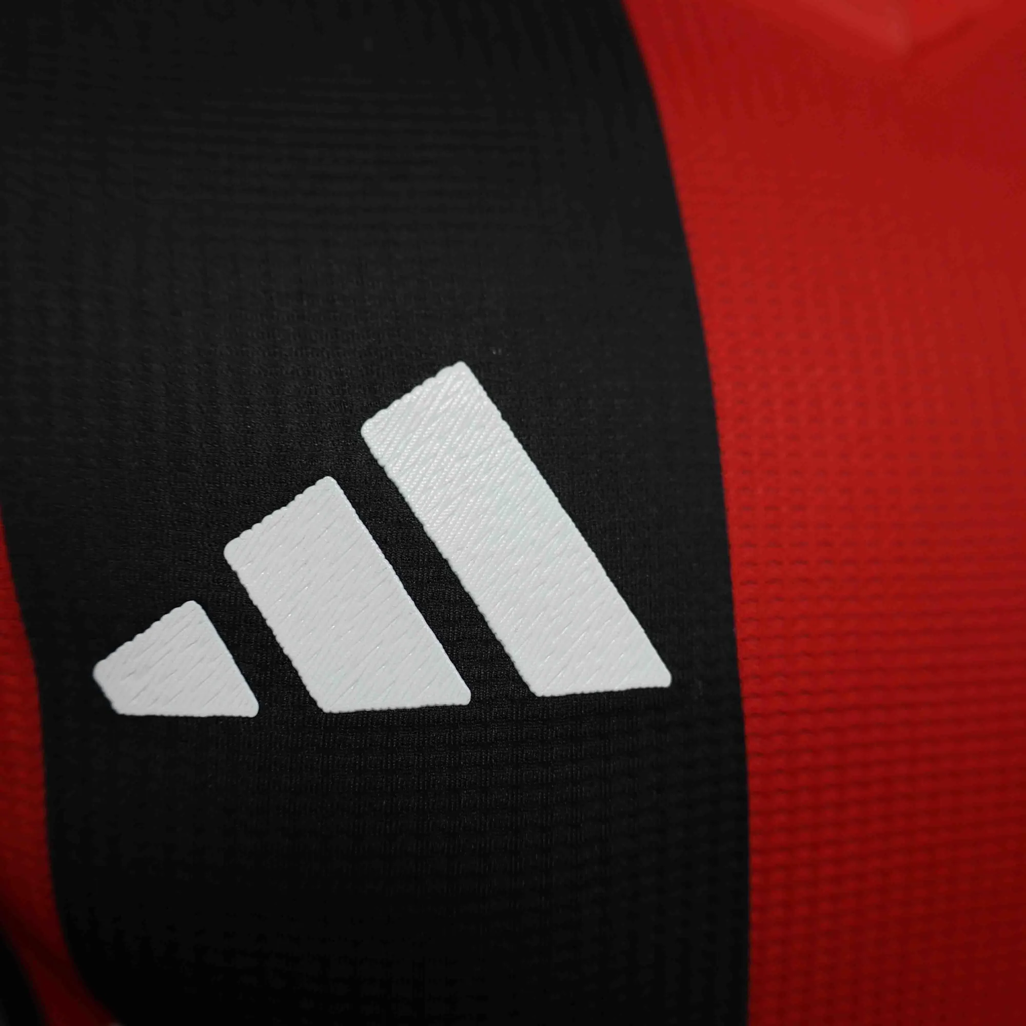 24-25 Fulham Away Kit Player Version Shirt AAAAJersey Supplier Yupoo 2