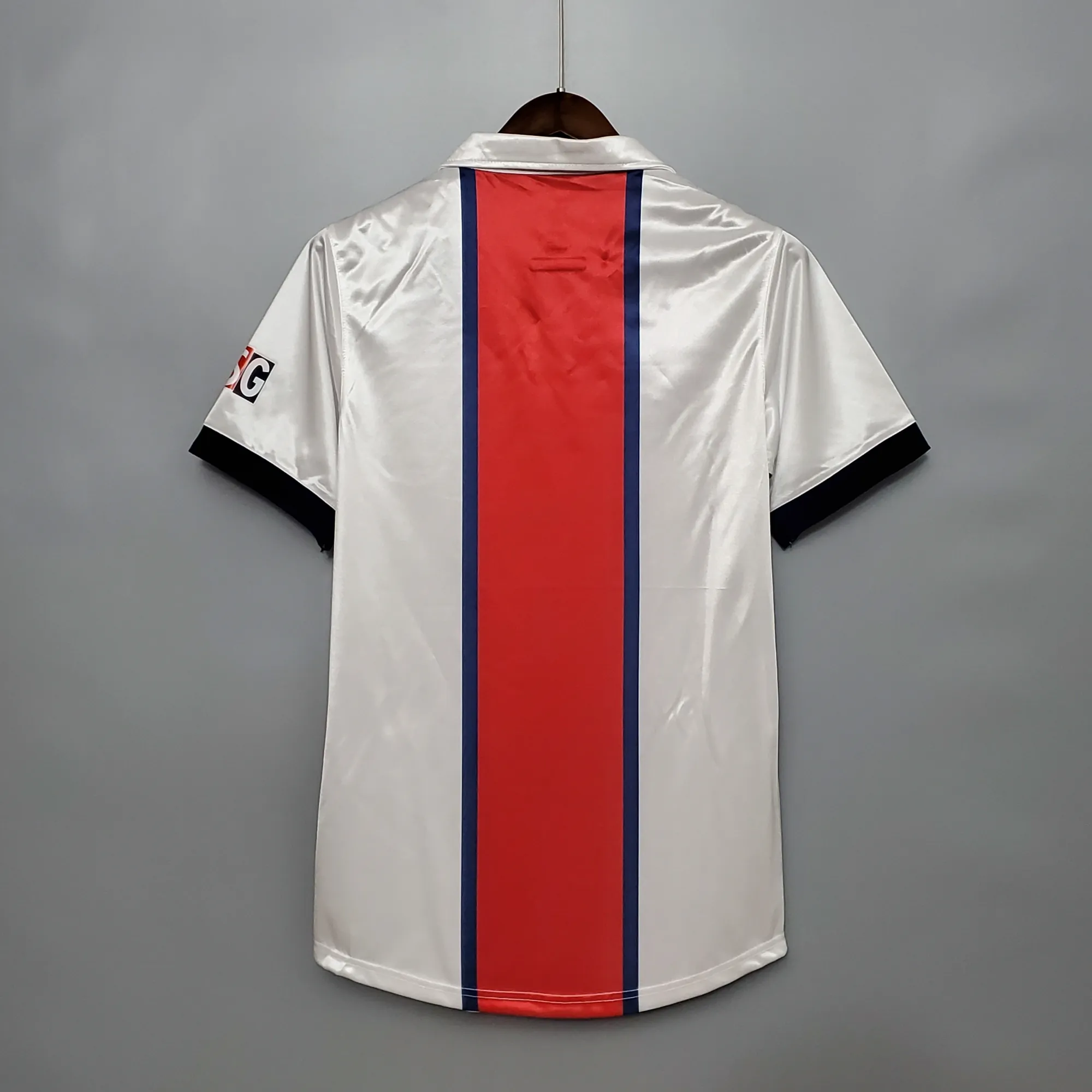 98-99 PSG away white 10