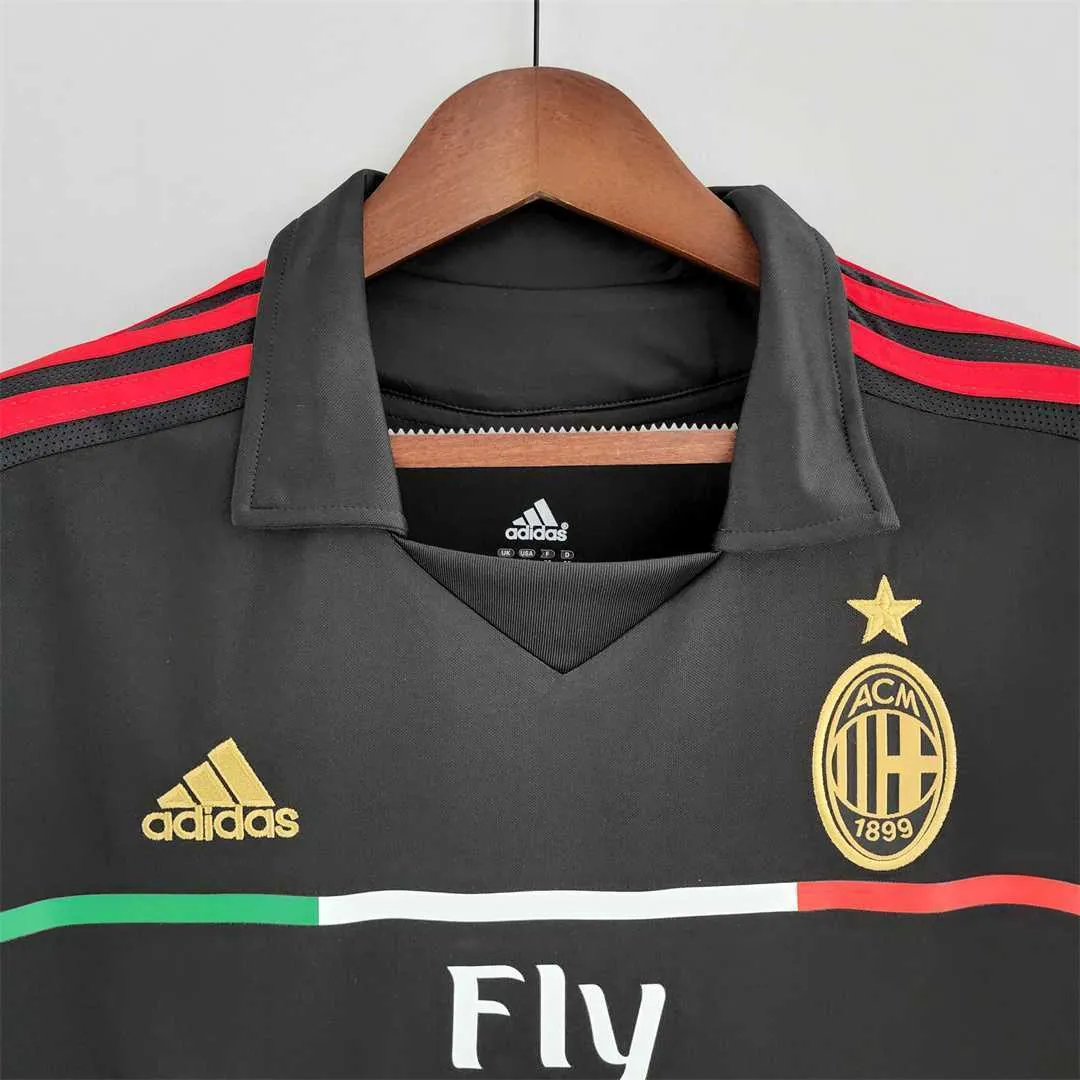 11-12 AC Milan third away 9
