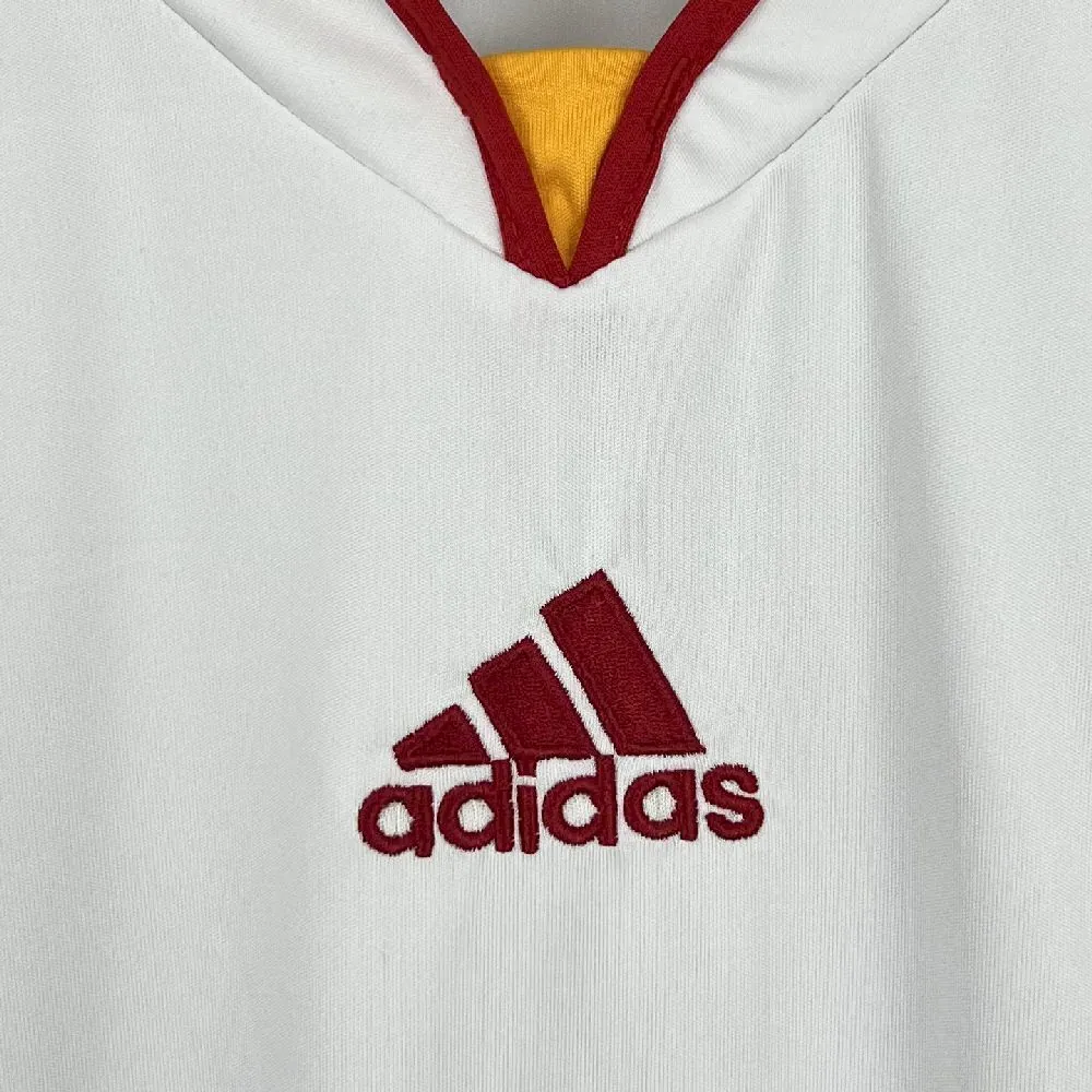 2010 Spain Away Retro Kit Vintage Shirt Sino AAAAJersey Supply Yupoo 1