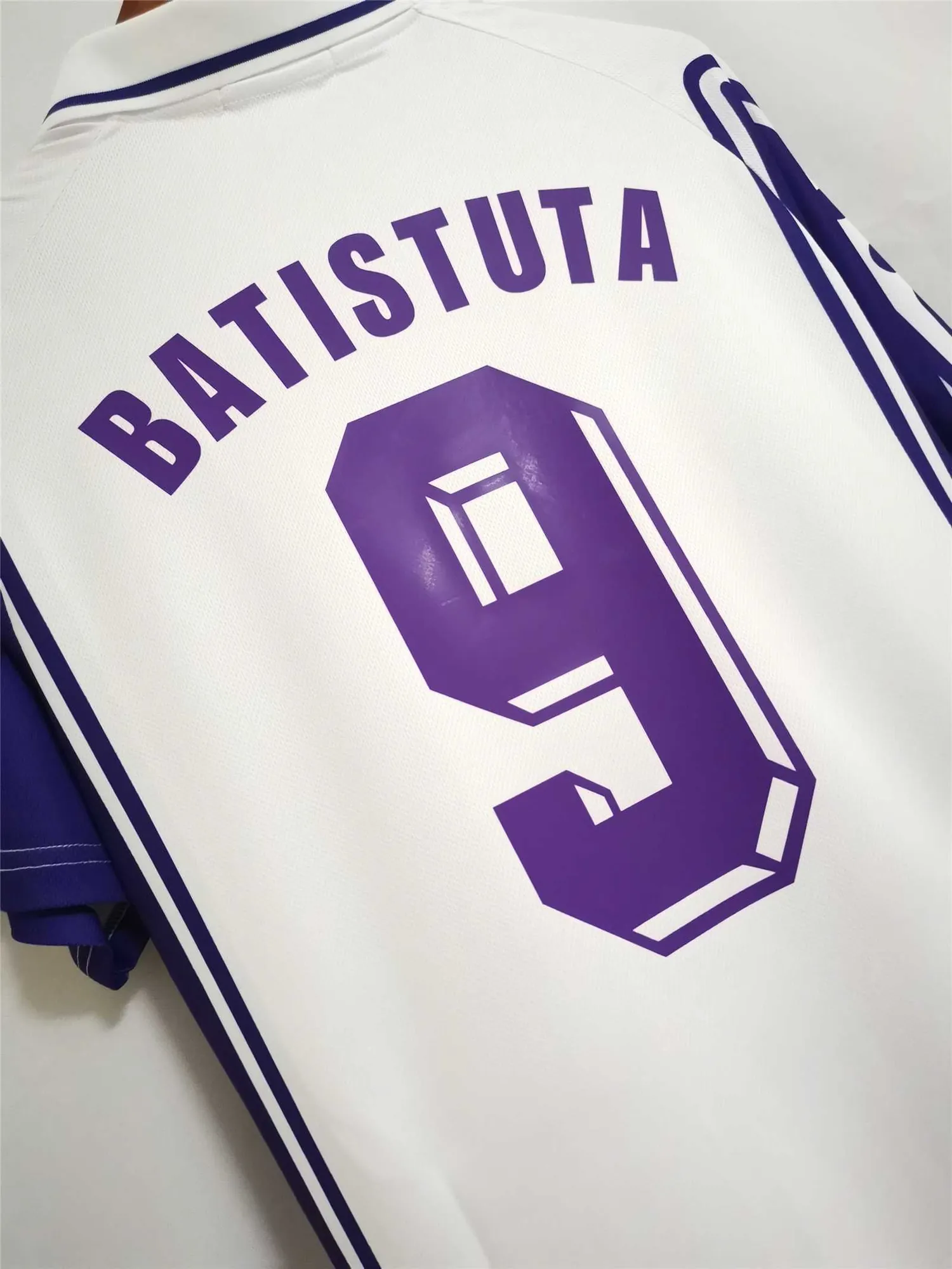 99-00 Fiorentina away 1