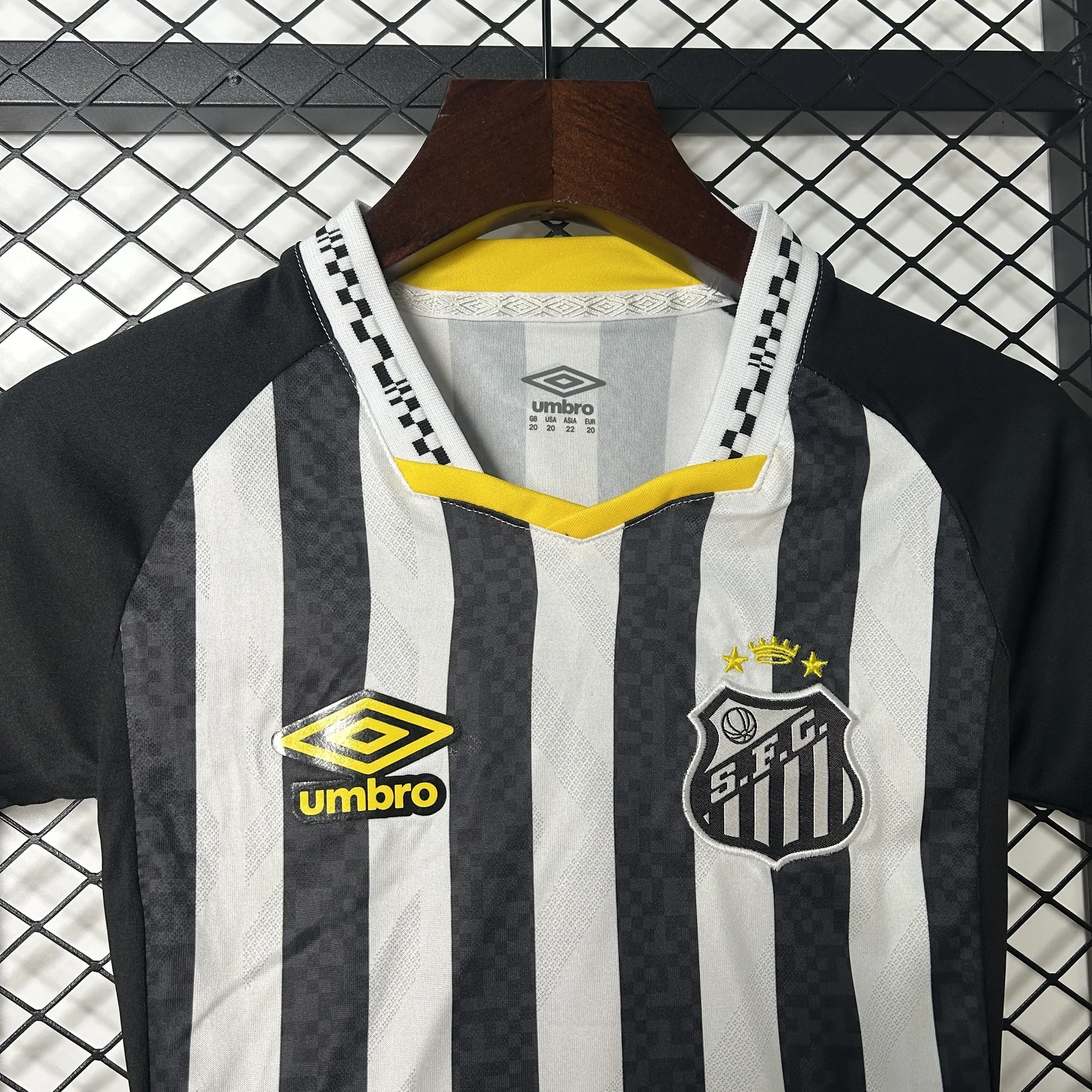25-26 Santos Away Kid Kits Soccer AAAAJersey Yupoo 26-28 2