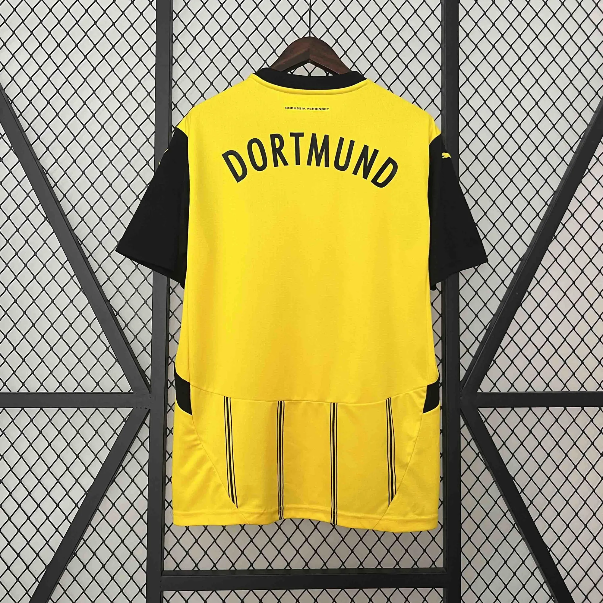 24-25 Dortmund BVB Home Kit Football Apparel AAAAJersey Wholesale Yupoo 1