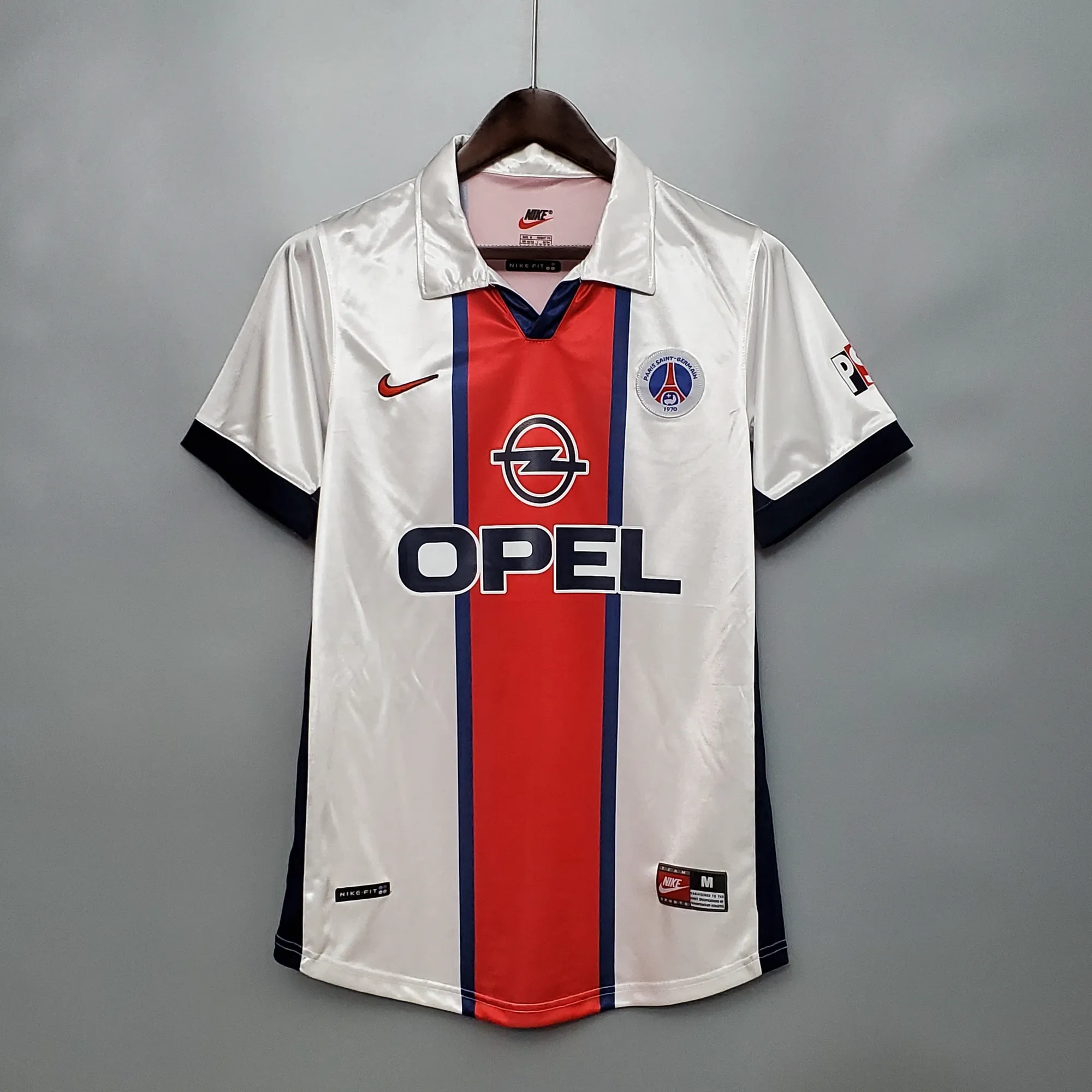 98-99 PSG away white 12