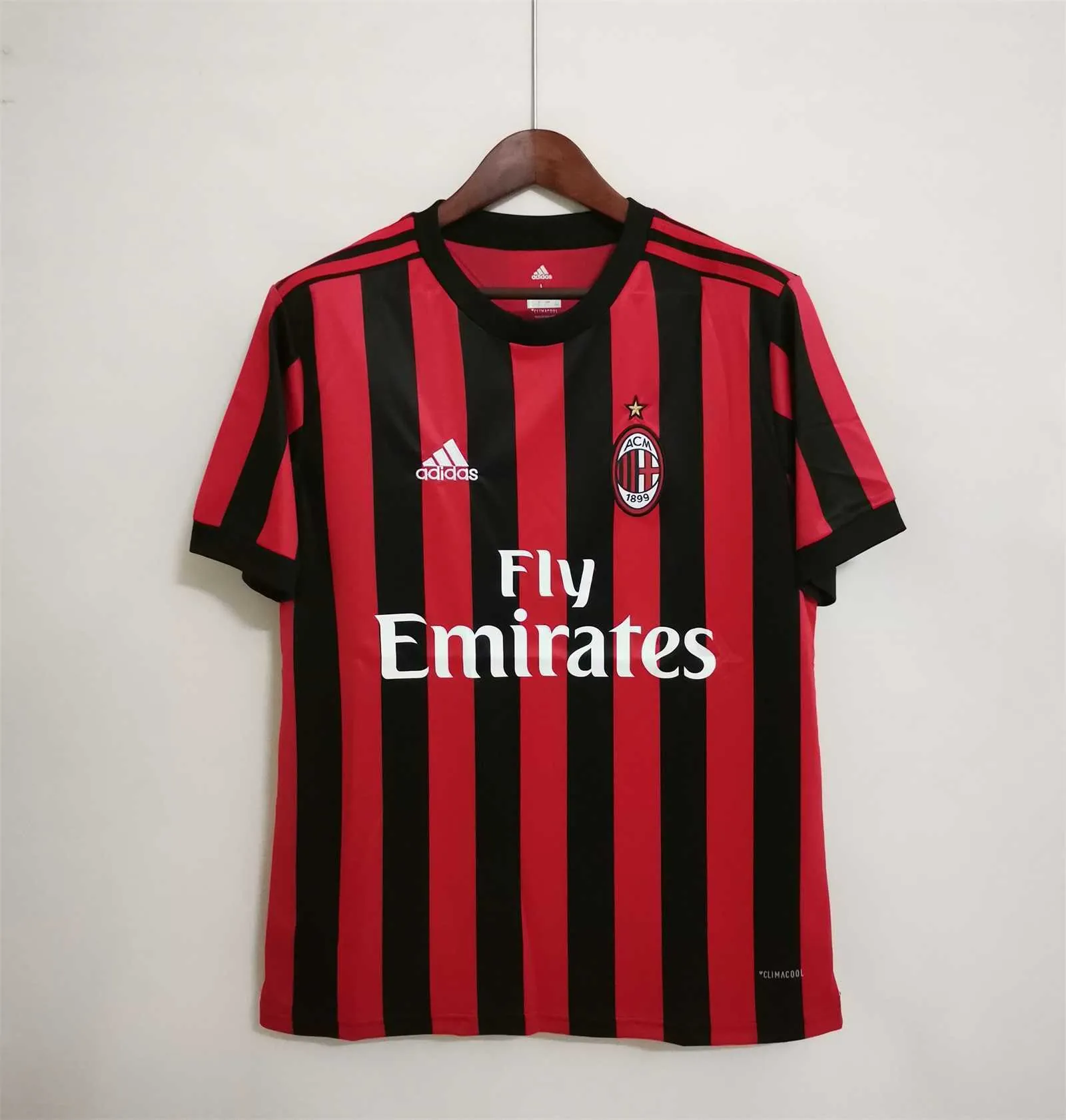 17-18 AC Milan home 9