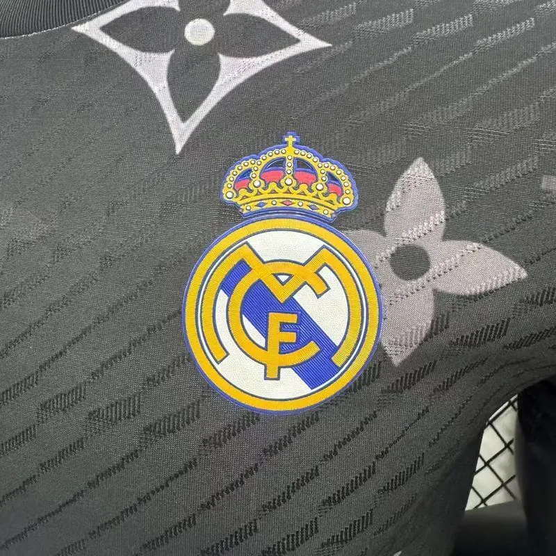 25-26 Real Madrid x LV Black Special Player Version Shirt Soccer AAAAJersey Yupoo 3