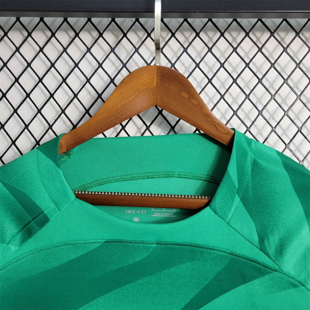 23-24 PSG Green Goalkeeper Long Sleeve 1
