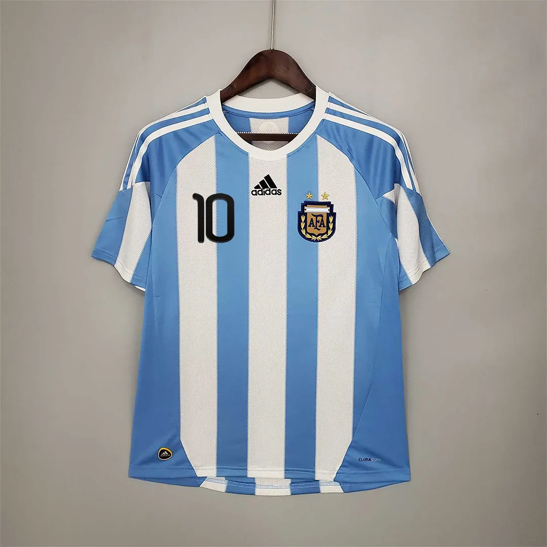 2010 Argentina home 13