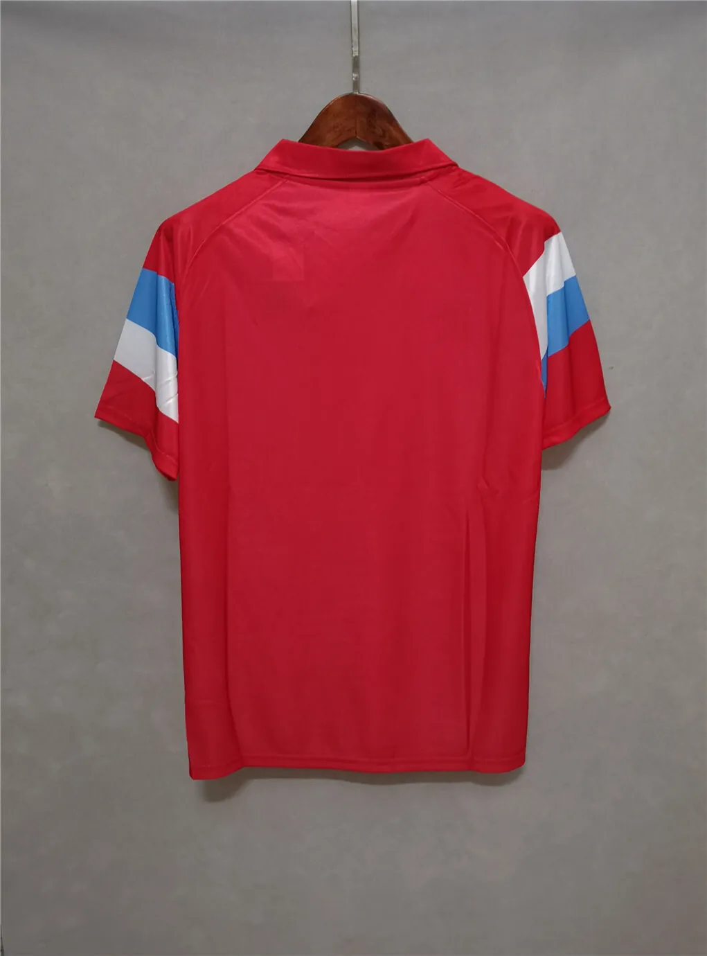 90-91 Napoli away 4