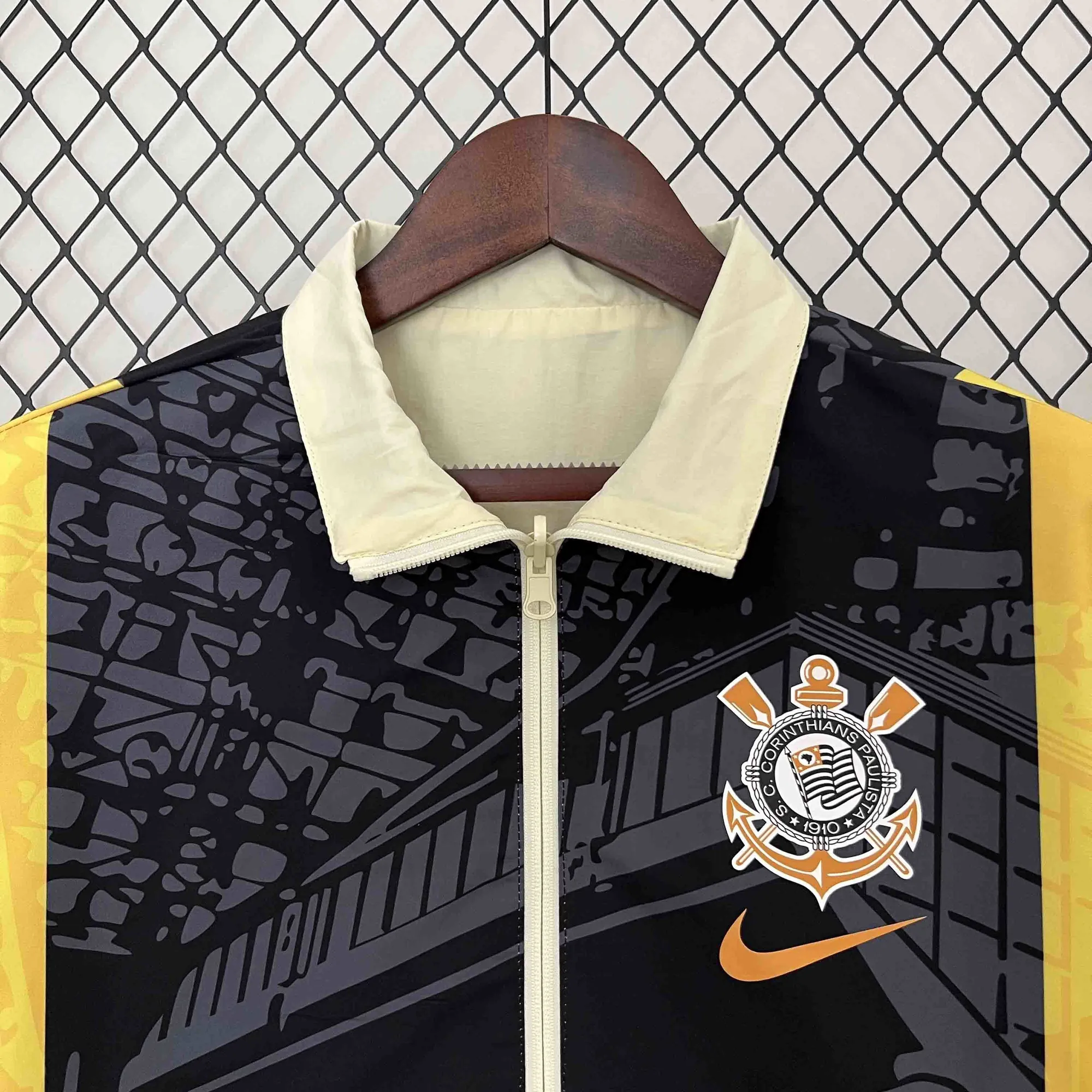 2024 Corinthians Trench Coat Reversible Windbreaker Double-Sides Jacket Soccer AAAAJersey Yupoo 3
