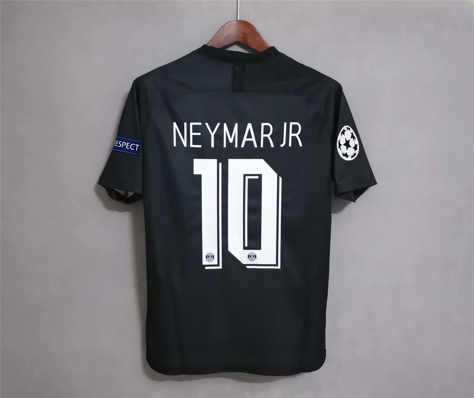 19-20 PSG fourth away black 8
