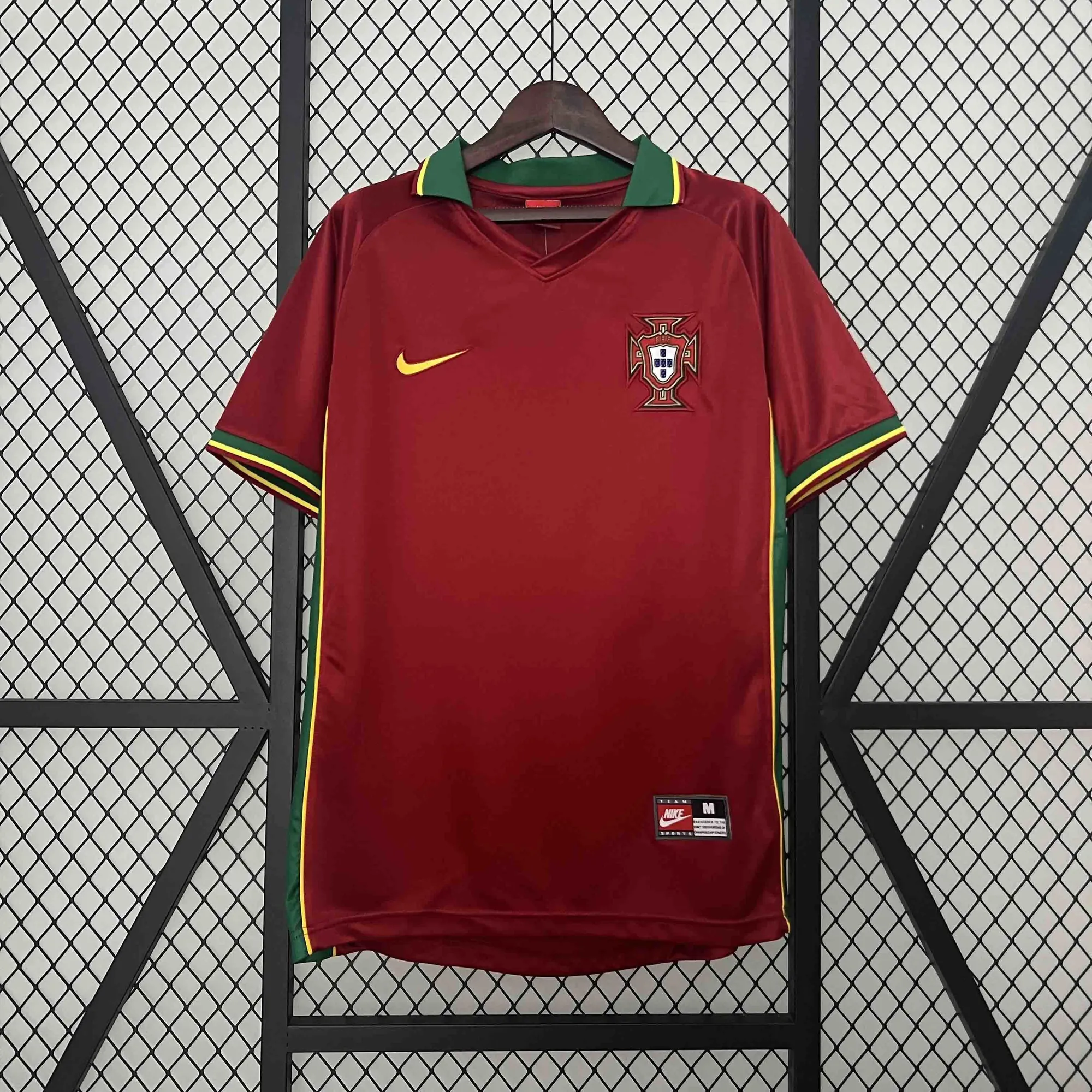 97-98 Portugal Home Retro Kit Vintage Shirt Football AAAAJersey Supplier 7