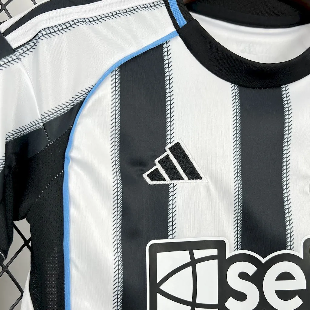 25-26 Newcastle United Home Kid Kits Youth Apparels Soccer AAAAJersey Yupoo 3
