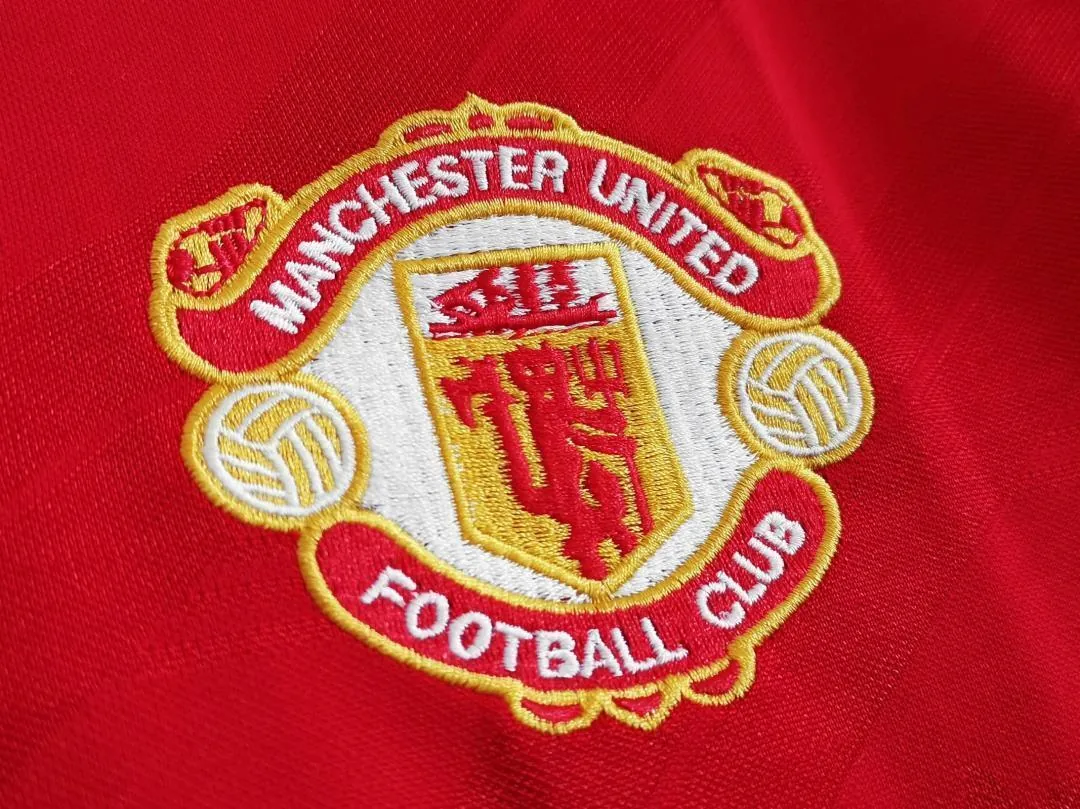 86-88 Manchester United home long sleeve 2
