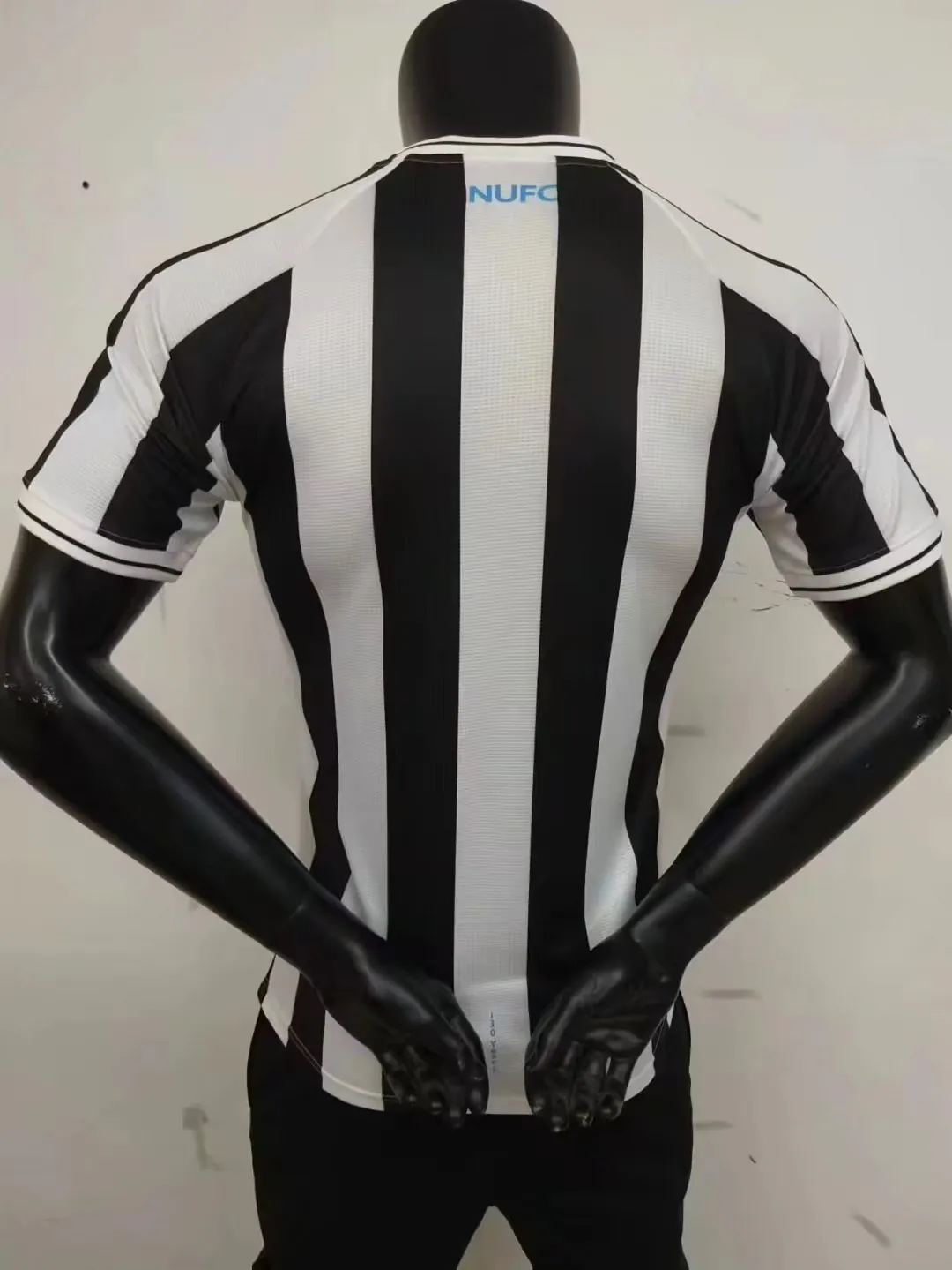 22-23 Newcastle home player version 7