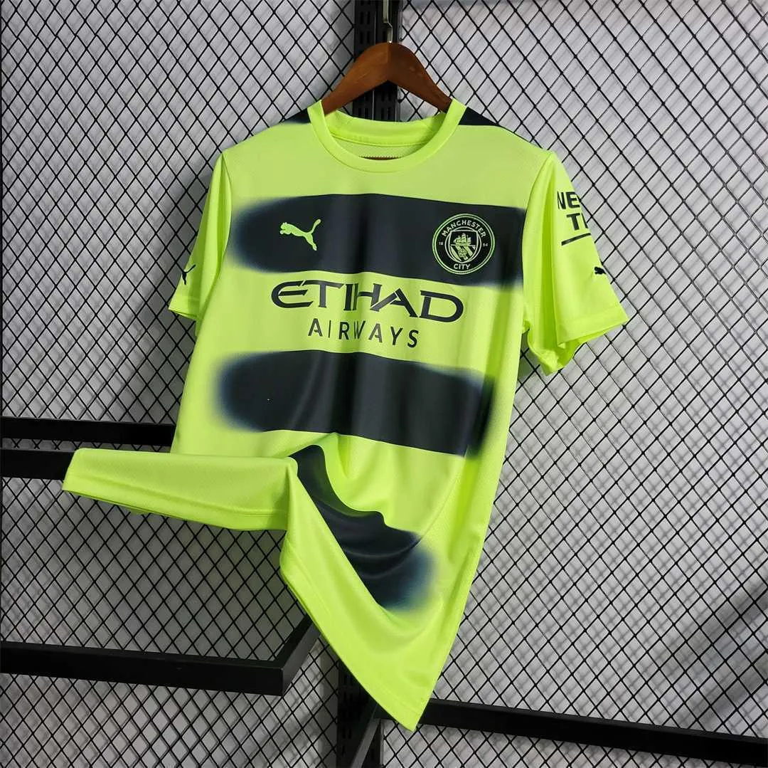 22-23 Manchester City third away 1