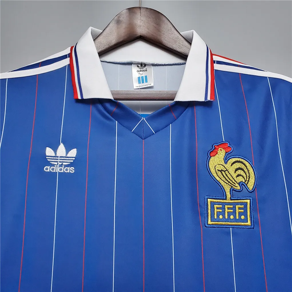 1982 France home 6