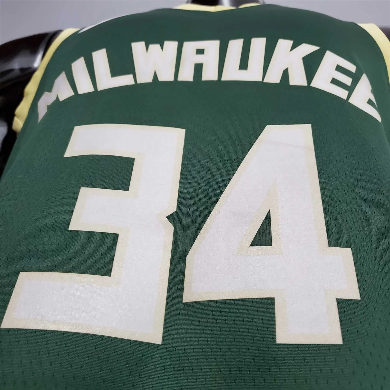 Antetokounmpo#34 Bucks Fruit Green 1