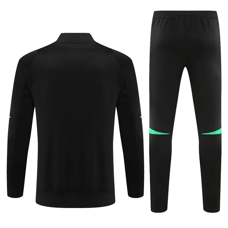 23-24 Manchester United Black Jackets Yupoo 3