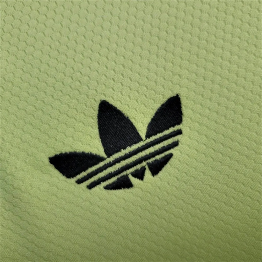 24-25 Real Madrid Third Goalkeeper Shirt AAAAJersey Supplier Yupoo 2