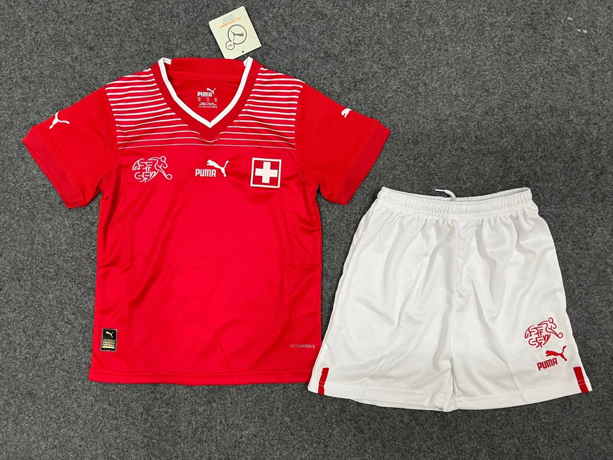 22-23 Switzerland home kids kit 2