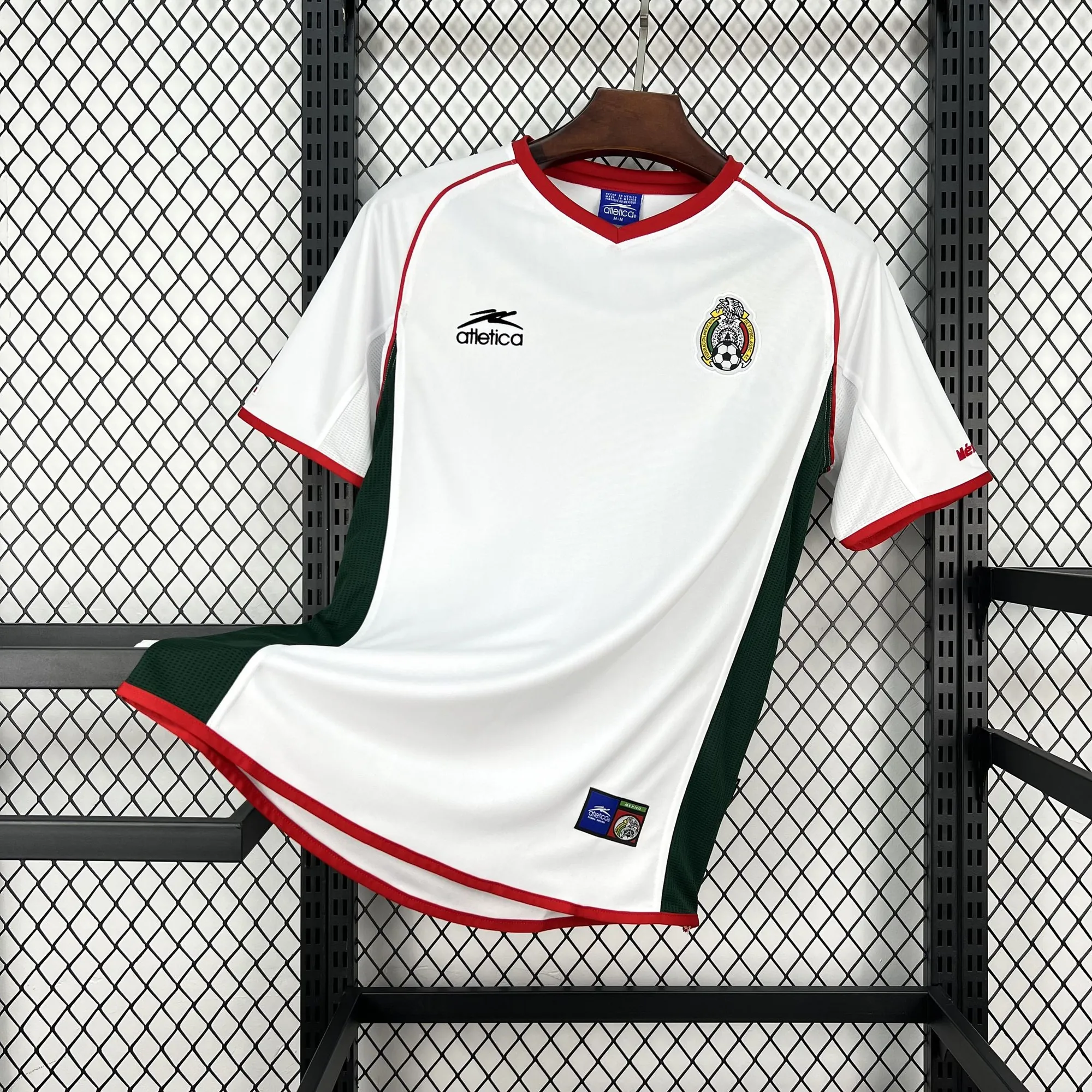2002 Mexico Mens Away Football Retro Kit Vintage T-Shirt AAAAJersey Wholesale Yupoo 8 6