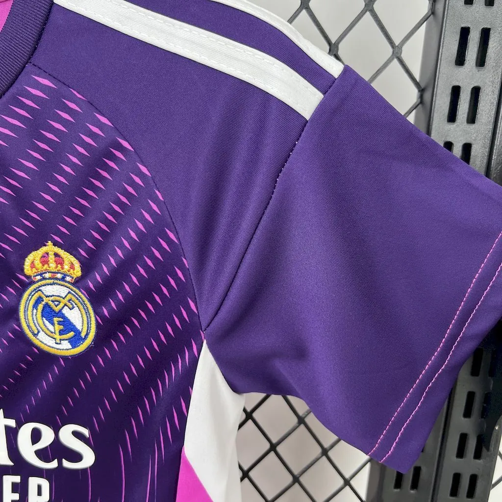 25-26 Real Madrid Purple Goalkeeper Kid Kits Youth Apparels AAAAJersey Wholesale Yupoo 6