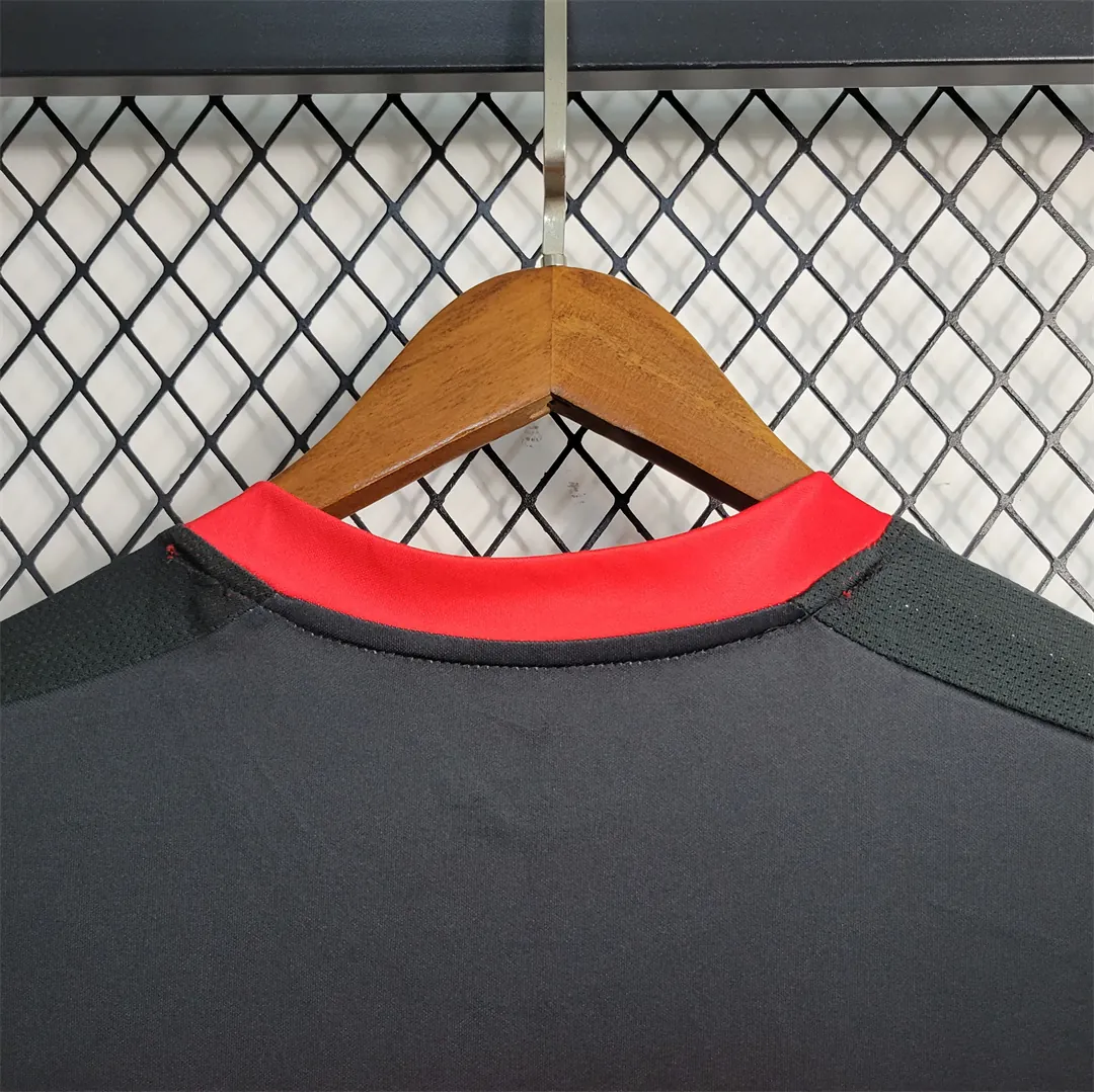 00-01 Flamenco home 4
