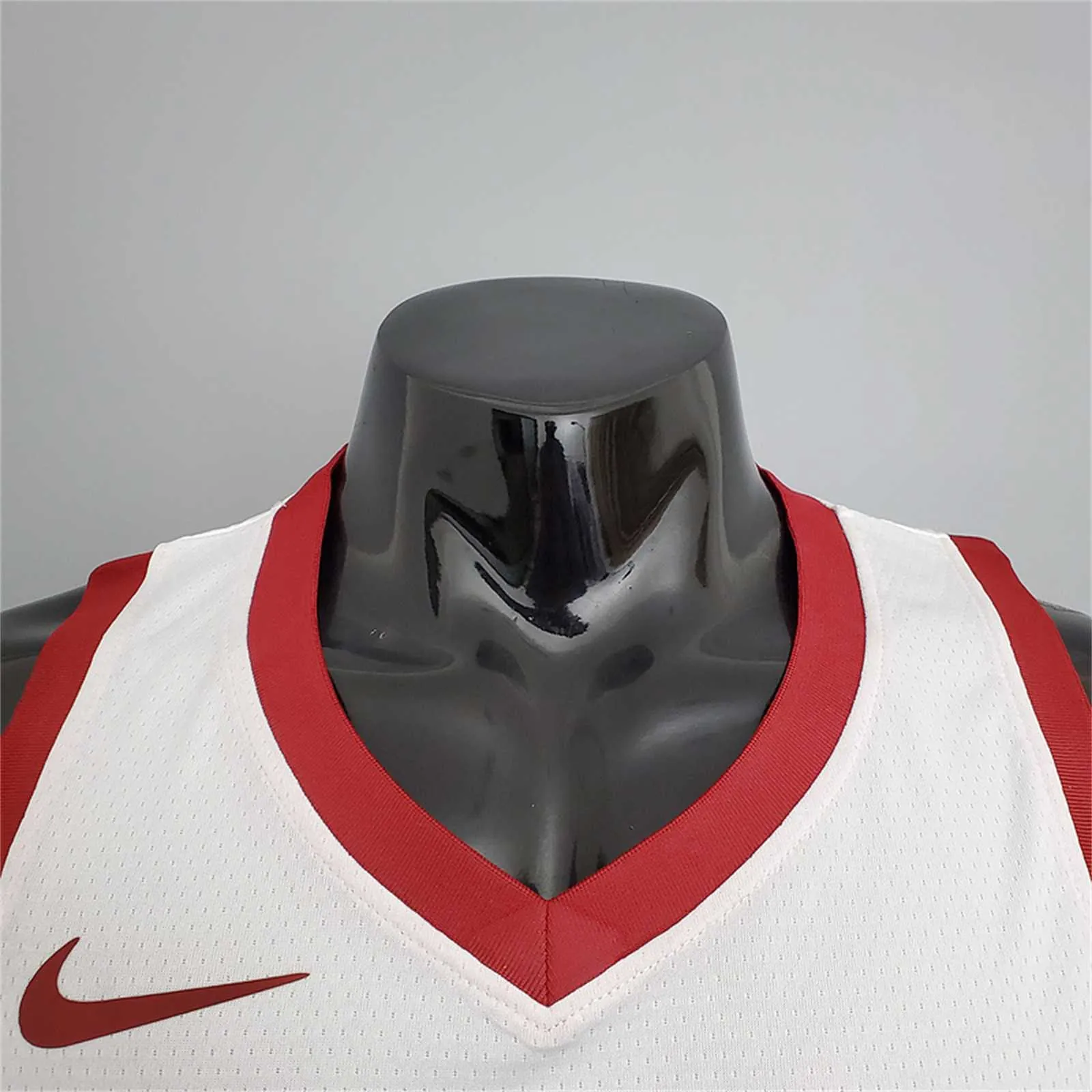 Cavaliers Rose #1 White 7