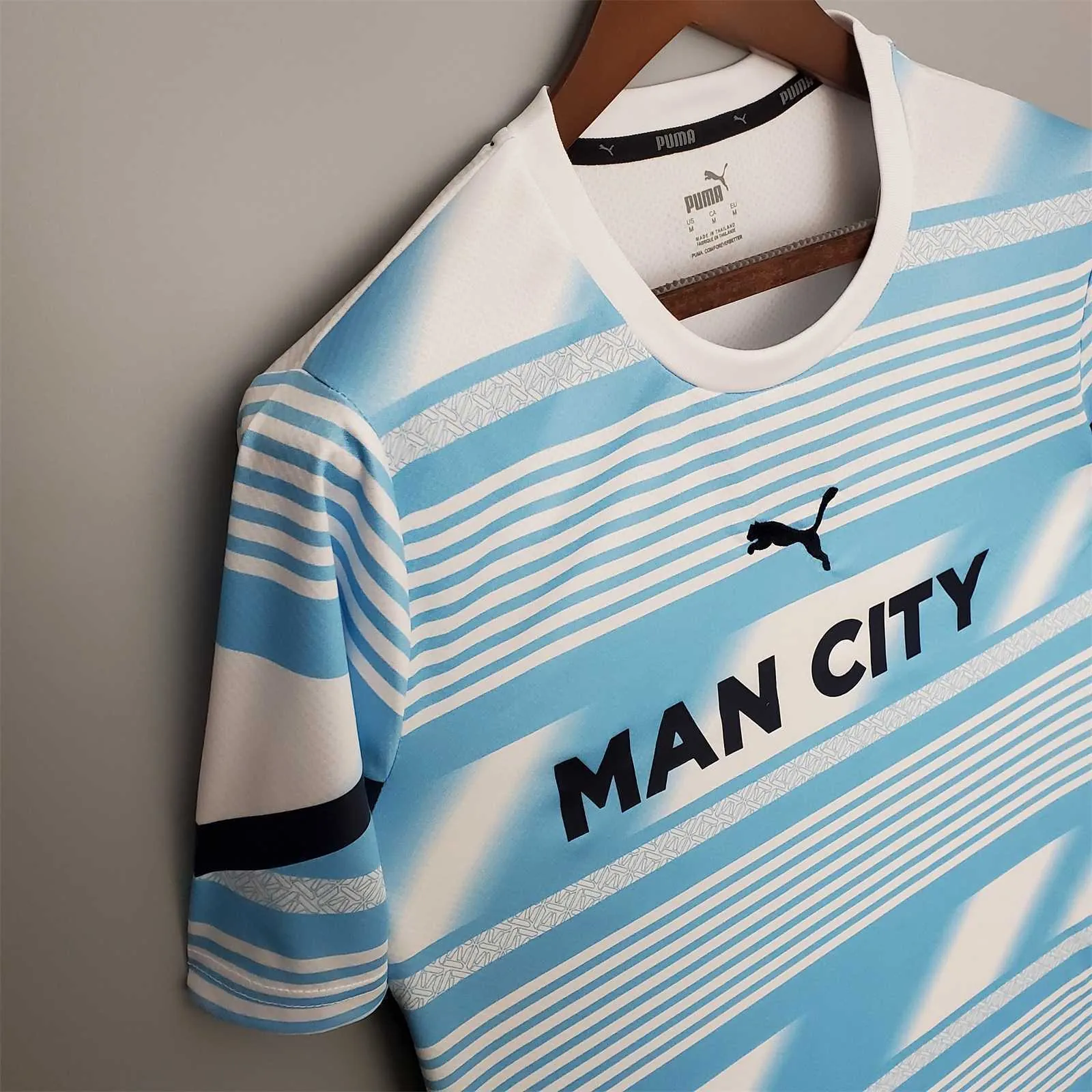 22-23 Manchester City pre-match training suit 2