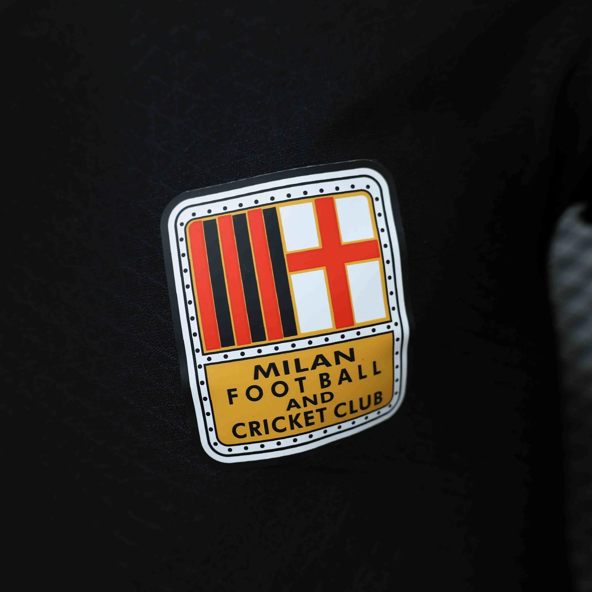 24-25 AC Milan 125th Anniversary Goalkeeper Long Sleeve Player Version Shirt AAAAJersey Supplie 4