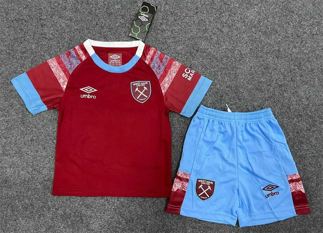 22-23 West Ham home kids kit 2
