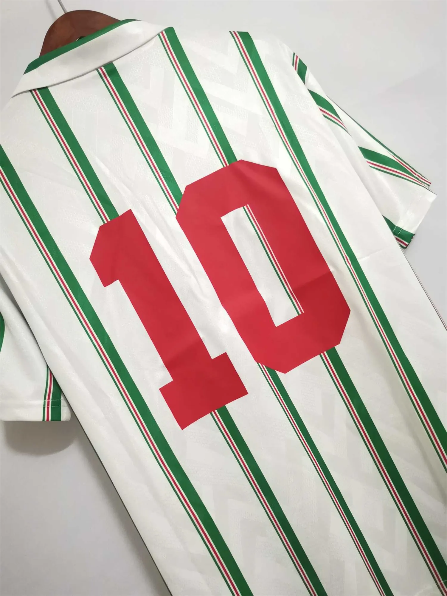 93-95 Wales away 7