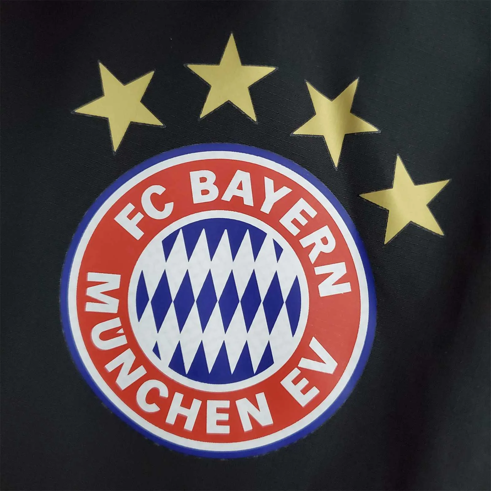 22-23 Bayern black windbreaker 6