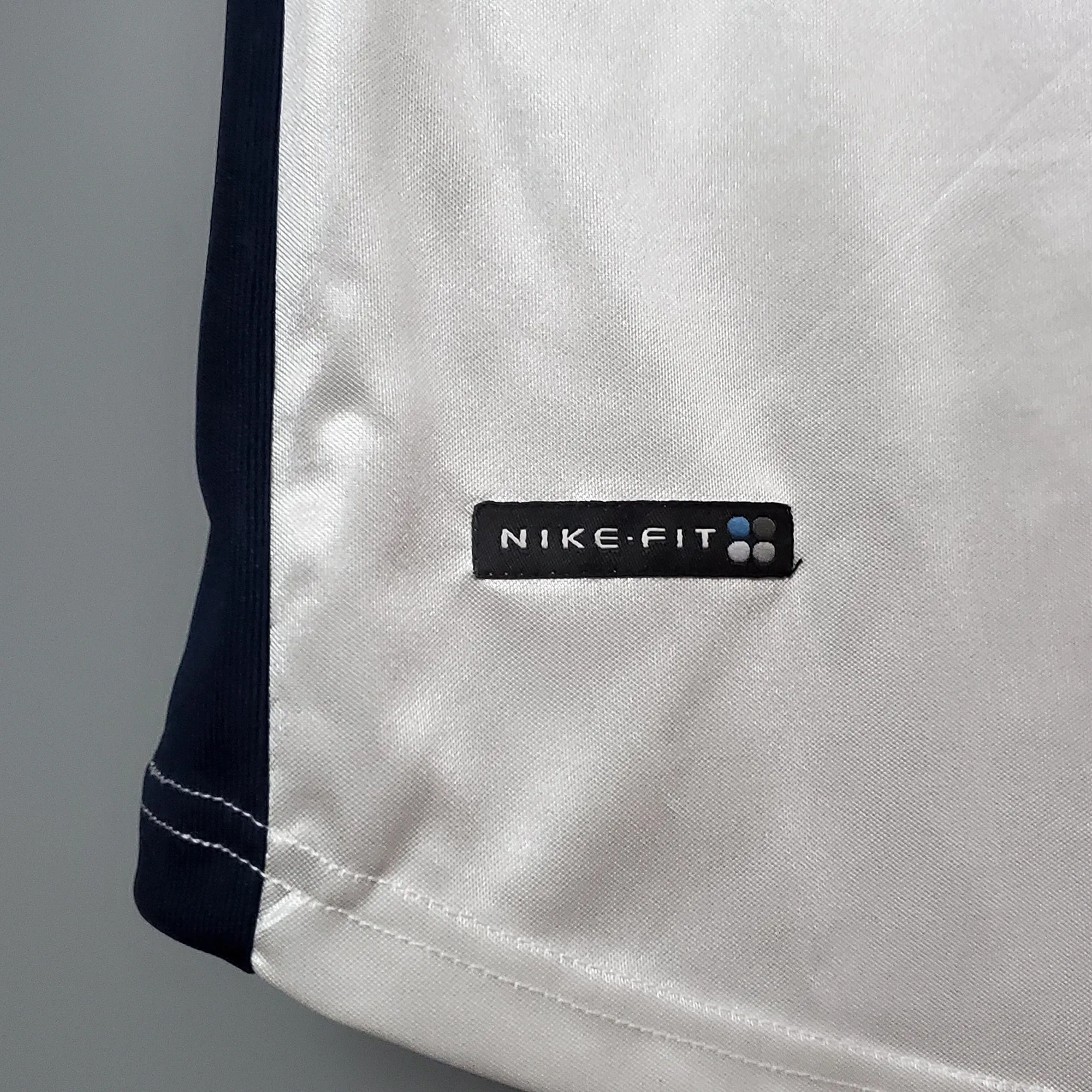 98-99 PSG away white 9
