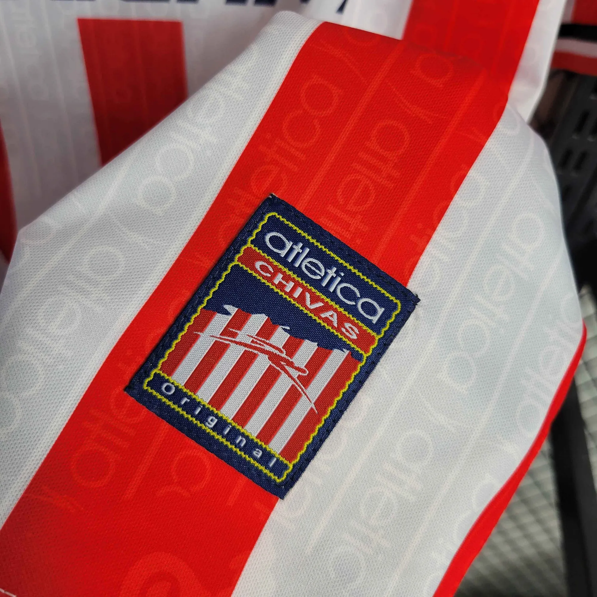 06-07 Retro Chivas Home S-XXL 4
