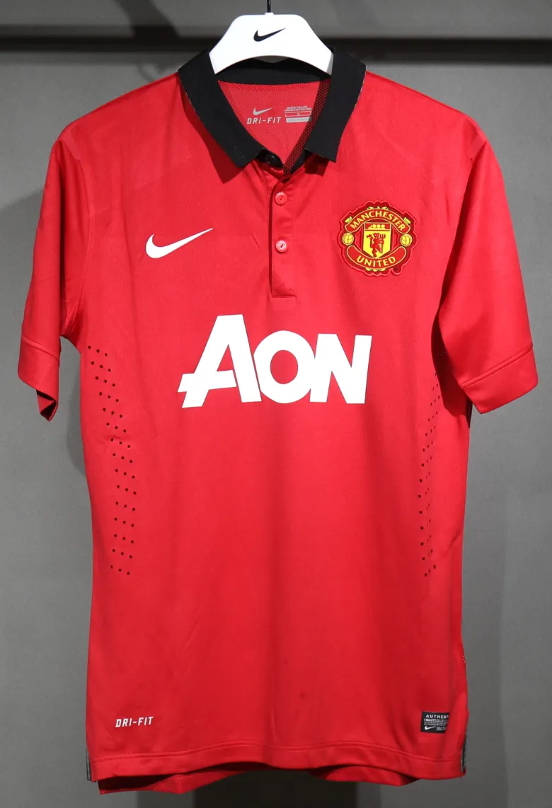 13-14 Manchester United Home Retro Kit Vintage Player Version Sino Shirt AAAAJersey Dropship Yu 8