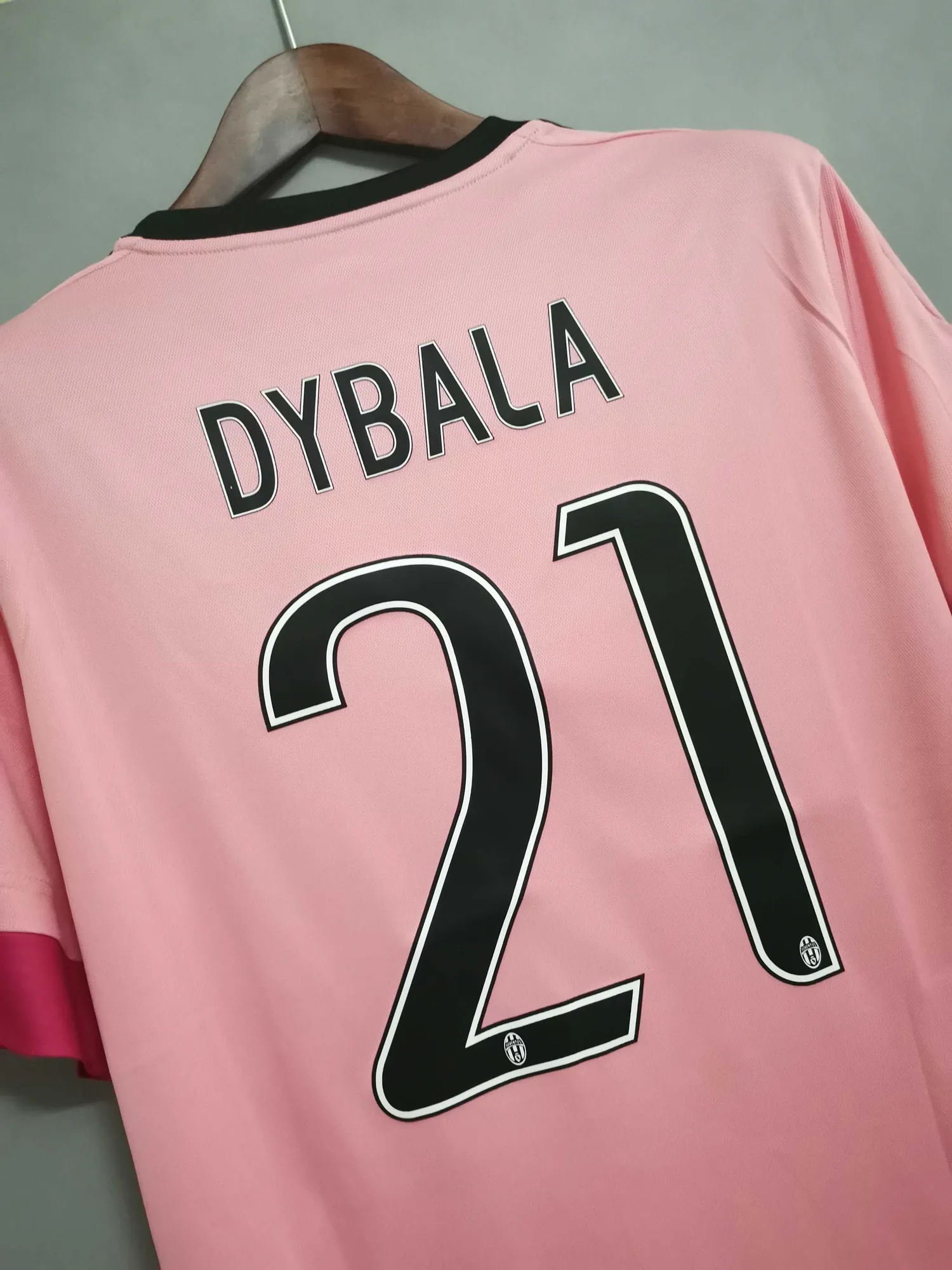 15-16 Juventus away pink Retro Football Jersey S-2XL 8