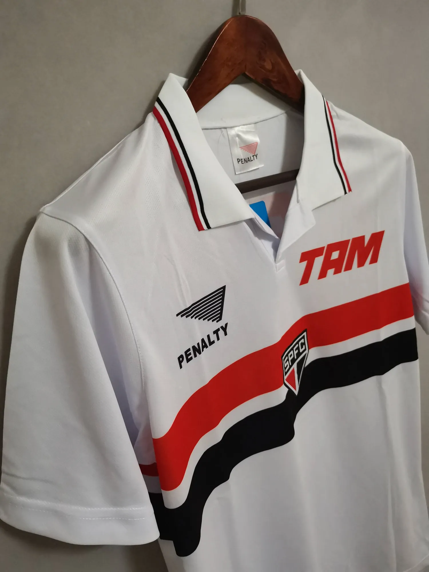 93-94 Sao Paulo home white 3