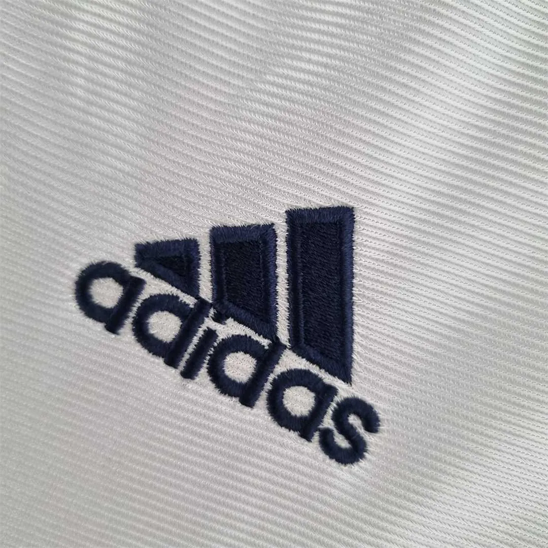 99-00 Real Madrid home 9
