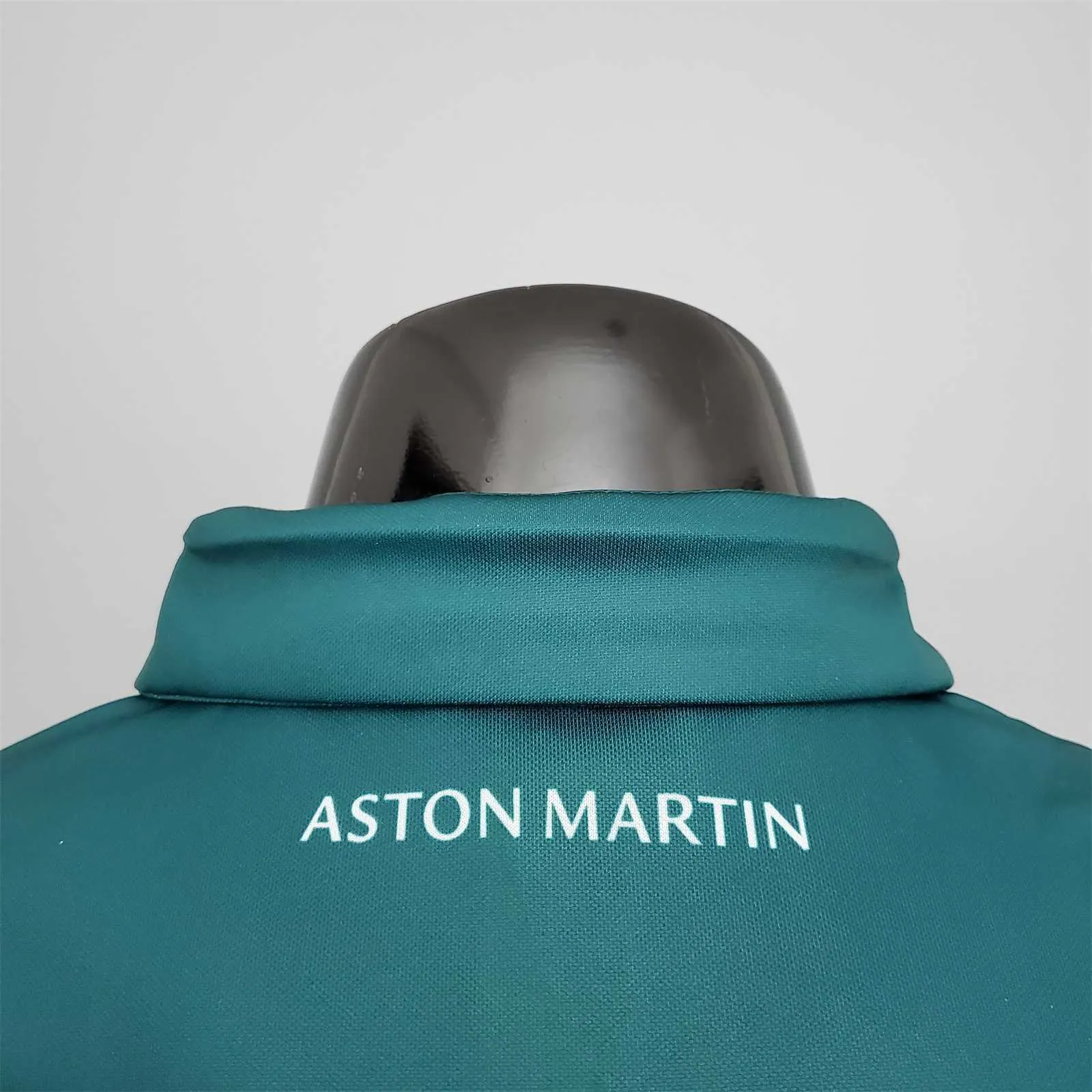 FI Formula One stadium service Aston Martin polo 7
